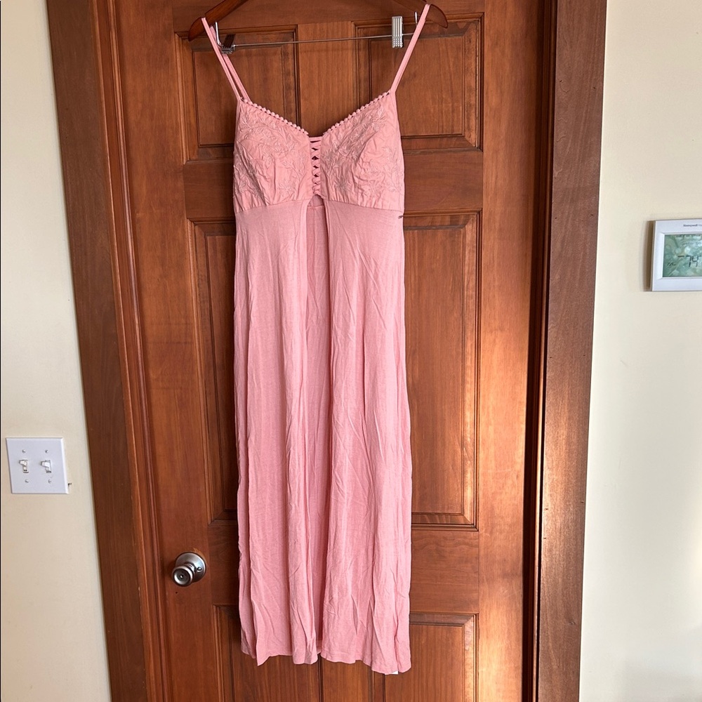 GUESS Pink Lace Maxi Overlay